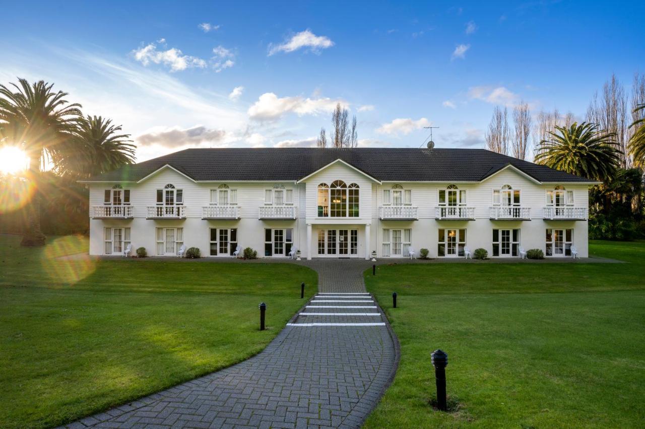 Wallaceville Motor Lodge Upper Hutt Extérieur photo