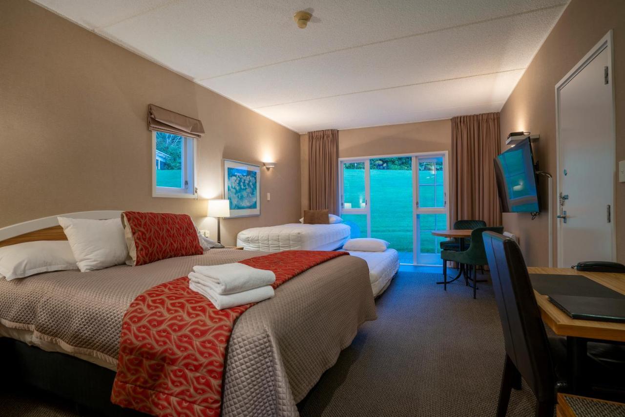 Wallaceville Motor Lodge Upper Hutt Extérieur photo
