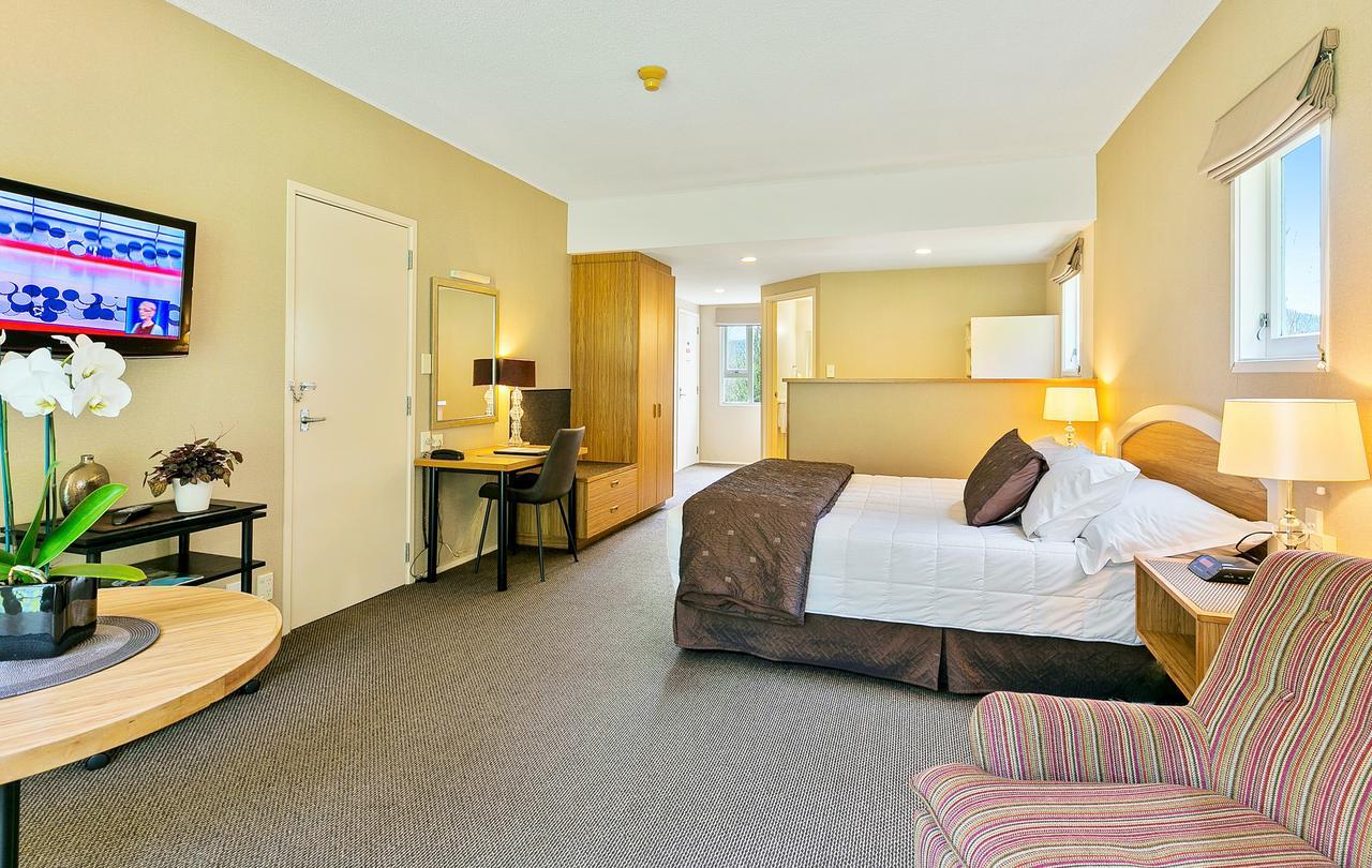 Wallaceville Motor Lodge Upper Hutt Extérieur photo